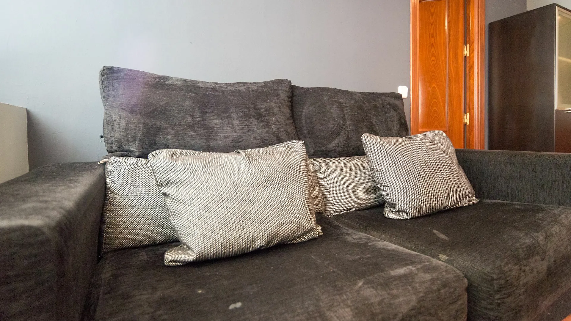 Quiet & Cozy San Fernando Apartment Malaga
