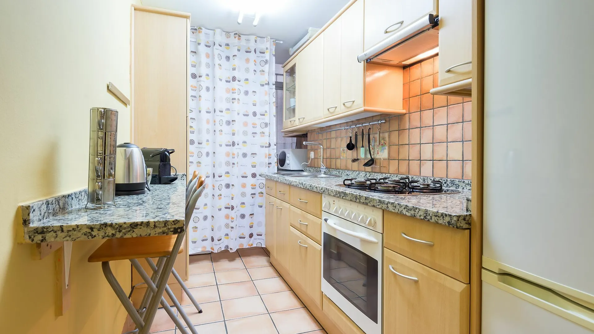 Quiet & Cozy San Fernando Apartment Malaga